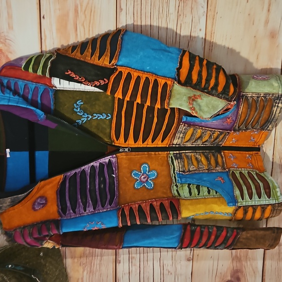 EUC BOHO PATCHWORK ZIP-UP HEAVY WEIGHT HOODIE!💜  Size LG - Picture 9 of 9